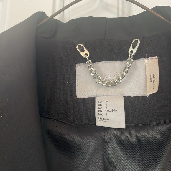 H&M blazer - Picture 2 of 4